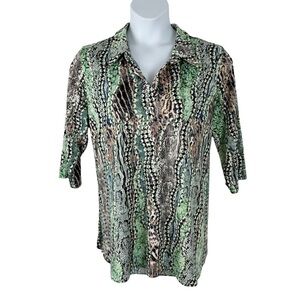 Women With Control Green Collared Popover Snakeskin Print Top 2XP